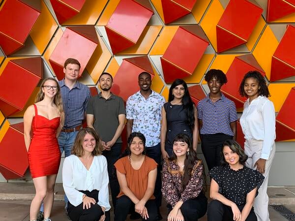 Group photo of REU students