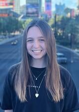 Nicole Au
